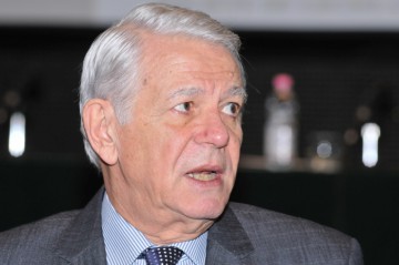 Portretul agentului modern, în viziunea lui Teodor Meleşcanu - inteligenţă peste medie, experienţă de viaţă şi profesională